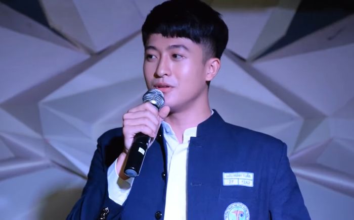 'Nam thần' Harry Lu sở hữu giọng hát như thế nào?