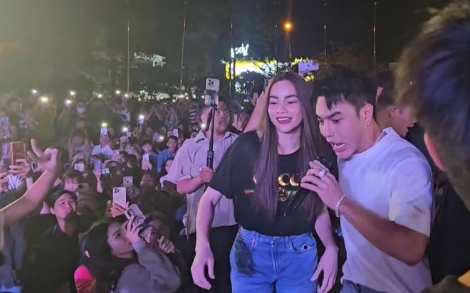 Lê Dương Bảo Lâm thu 50.000 đồng/người khi vào quán xem Hồ Ngọc Hà, sự thật ra sao?