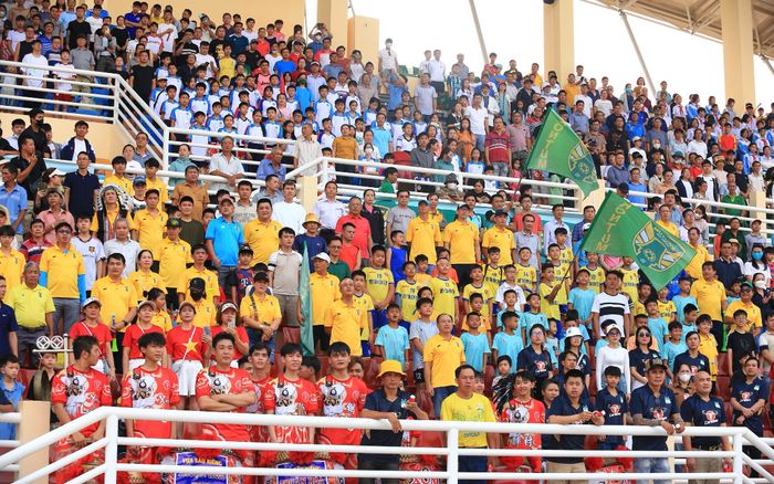 Ý nghĩa lớn sau trận Kon Tum FC thắng đội bóng của HLV Park Hang Seo