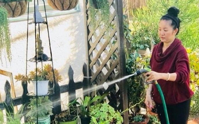 Nữ nghệ sĩ Việt nổi tiếng một thời bán trái cây, tích góp để đóng tiền học cho con ở Mỹ