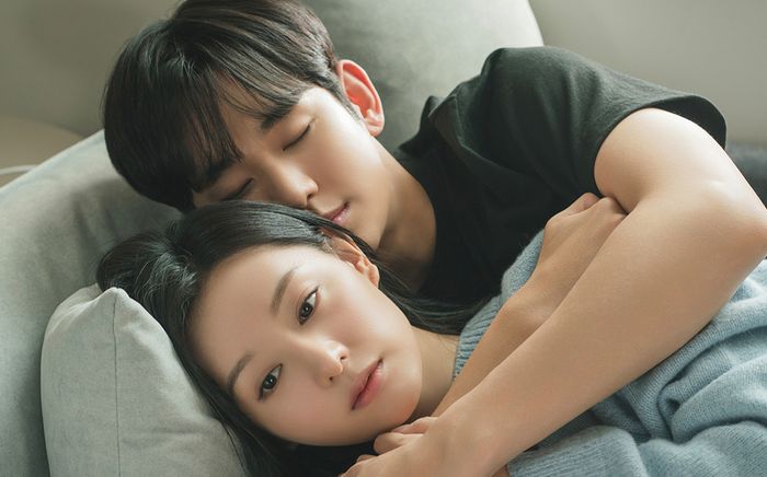 Nữ Hoàng Nước Mắt lộ kết buồn, netizen khóc lụt cả MXH