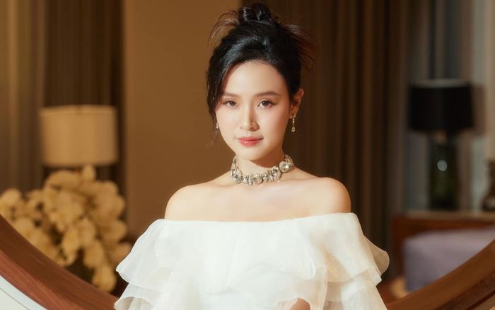 Midu sang trọng ở tuổi 35