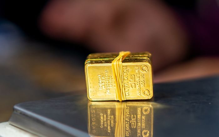 Giá vàng hôm nay (18/4): Các thương hiệu lại quay đầu tăng mạnh