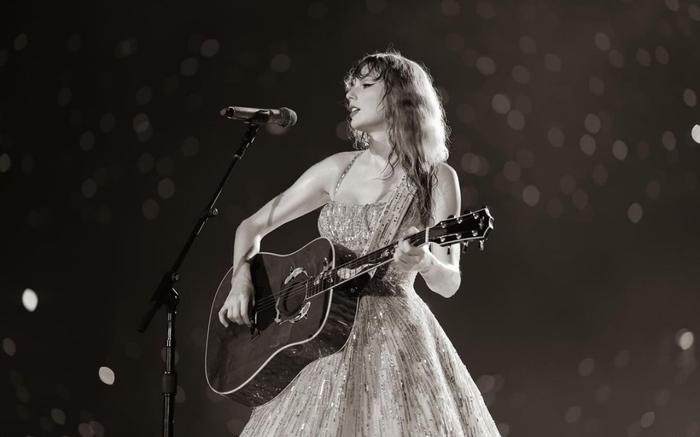 Dự đoán về doanh số album mới của Taylor Swift: 'Rất lớn, vô cùng lớn'