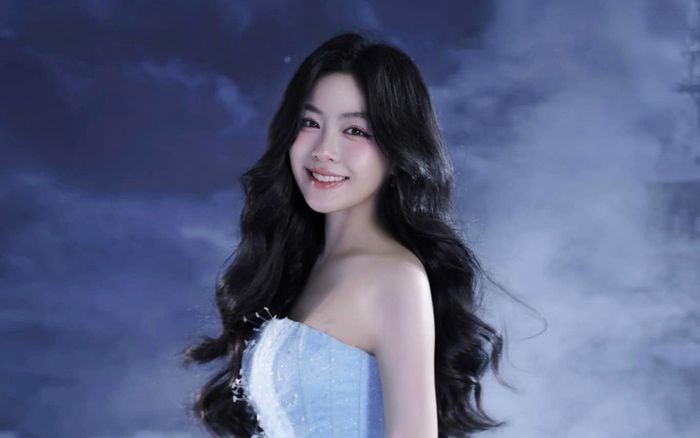 Dân tình phát sốt với tỷ lệ cơ thể của Lọ Lem: hoa hậu tương lai là đây!