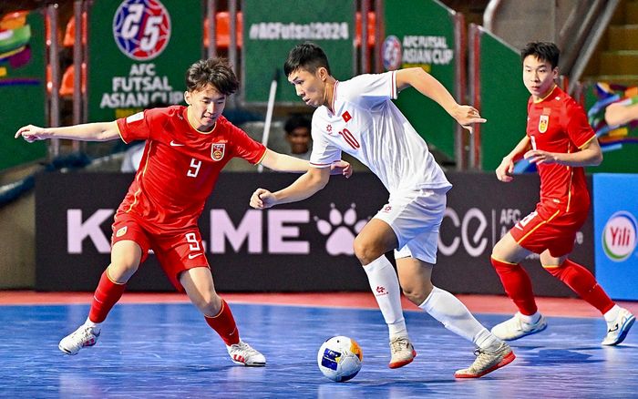 Thắng Trung Quốc, Việt Nam hẹn Thái Lan tranh vé đi tiếp