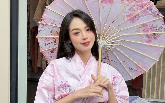 Thanh Thủy 'xin vía' Á hậu Thúy Vân trước thềm Miss International 2024?