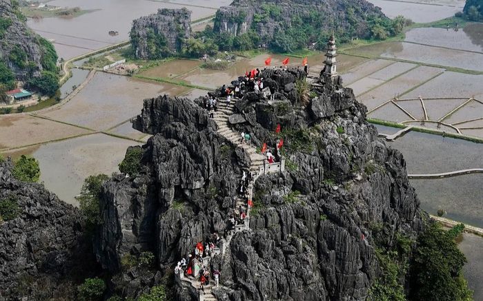 Những điểm hút du khách ở 'thánh địa check in' Hang Múa dịp lễ 30/4-1/5