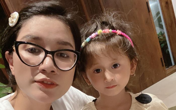 Người mẫu nổi tiếng bỏ nghề qua Mỹ bán dưa cà, 'vỡ nợ' bởi một chuyến hàng
