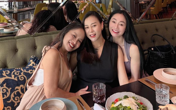 Cận cảnh nhan sắc Phương Oanh ở tháng cuối thai kỳ, lên cân vẫn xinh đẹp rạng rỡ