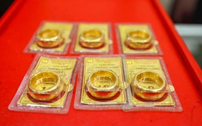 Giá vàng hôm nay (21/4): Vàng nhẫn lại giảm