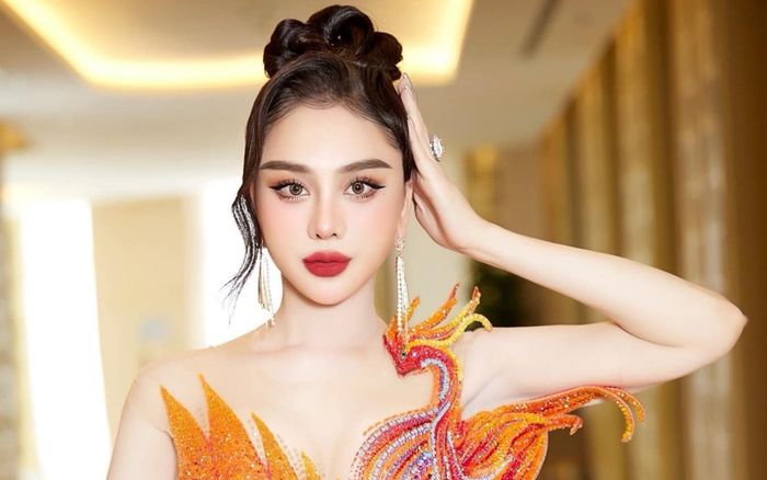 Lâm Khánh Chi: 'Đẹp khoe xấu che là chuyện bình thường'