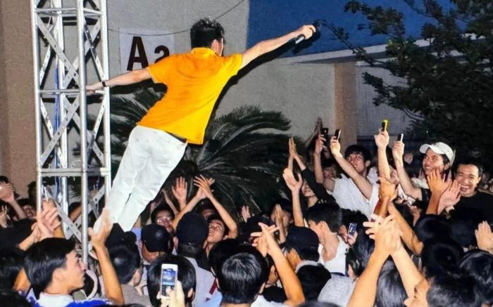 Nam ca sĩ thi hát 8 lần đều trượt, nay xác lập kỷ lục Việt Nam