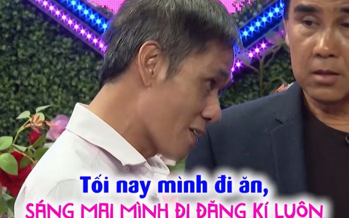 Vừa gặp cô giáo dạy tiếng Trung U50, ông chủ nhà trọ liền đề nghị đi đăng ký kết hôn