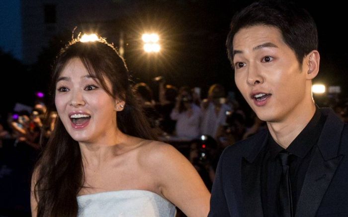 Cả Song Joong Ki và 'tình tin đồn' Song Hye Kyo đều đánh mất sự nghiệp chỉ vì tham gia một bộ phim
