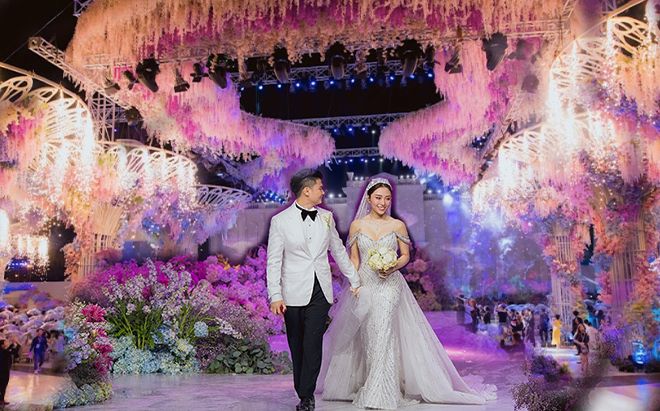 'Choáng' với siêu đám cưới trăm tỷ của ái nữ đại gia ở Kiên Giang, riêng tiền hoa cưới đã gây sốc