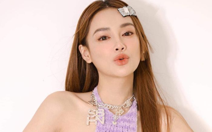 Nhã Phương bị nghi can thiệp 'dao kéo'