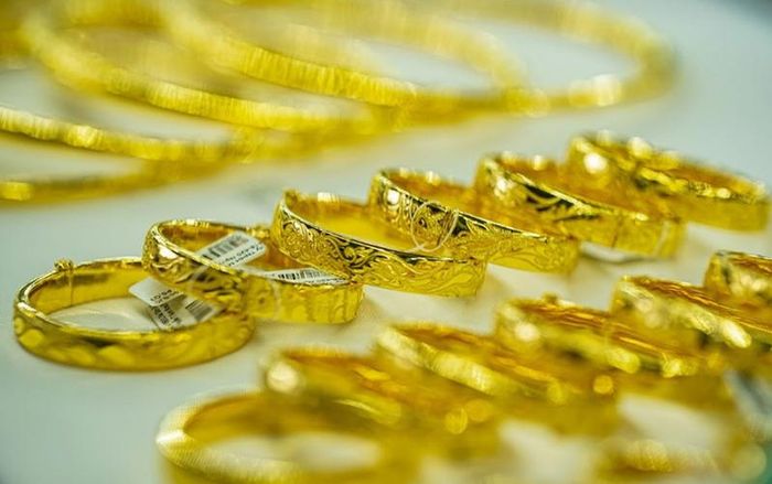 Giá vàng hôm nay (6/4): Vàng nhẫn tăng sốc