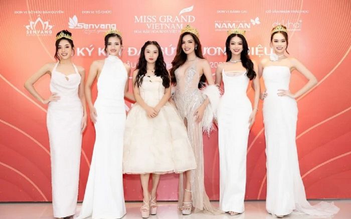 Ngày 25/4, tòa xét xử vụ Bệnh viện thẩm mỹ Nam An kiện Công ty Sen Vàng