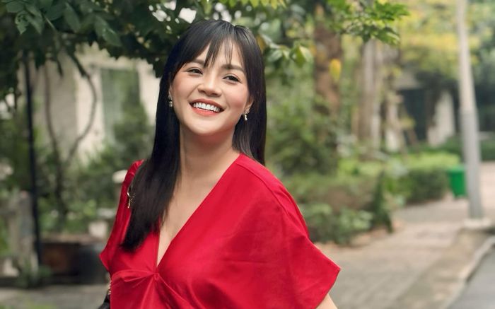 Thần thái tươi tắn của Thu Quỳnh sau khi tuyên bố làm mẹ đơn thân