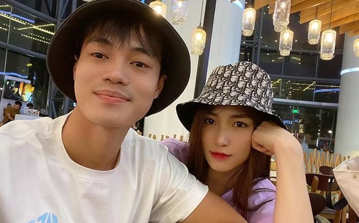 10 năm bên nhau của Hòa Minzy và Văn Toàn