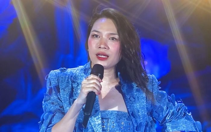 Trước đấng sinh thành và hàng nghìn khán giả, Mỹ Tâm lần đầu úp mở 'tin vui'
