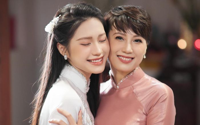 Chúc mừng sinh nhật mẹ, Doãn Hải My gây chú ý khi thay đổi cách xưng hô