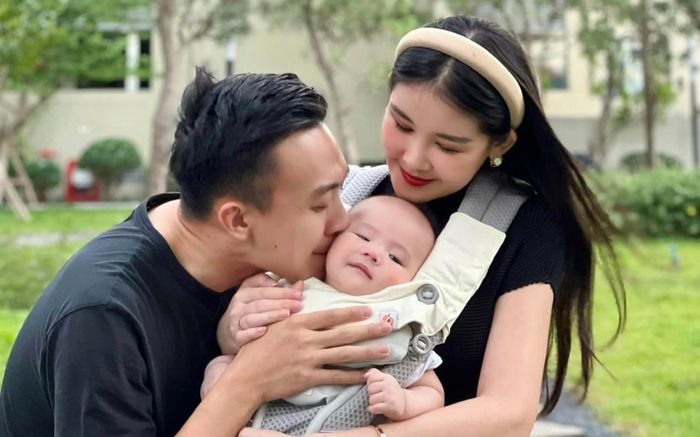 Lê Âu Ngân Anh mừng con trai tròn 5 tháng tuổi, tiết lộ điểm đáng yêu gây 'đốn tim' của nhóc tỳ