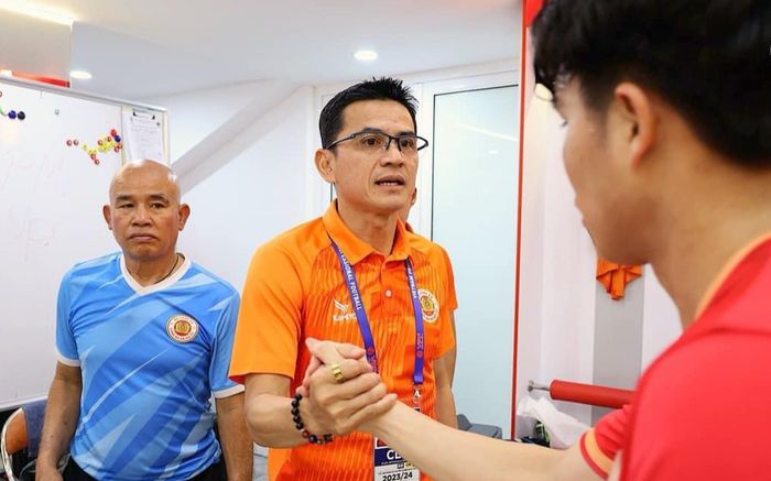 HLV Kiatisuk từ chức, danh tính người lên thay không xa lạ?