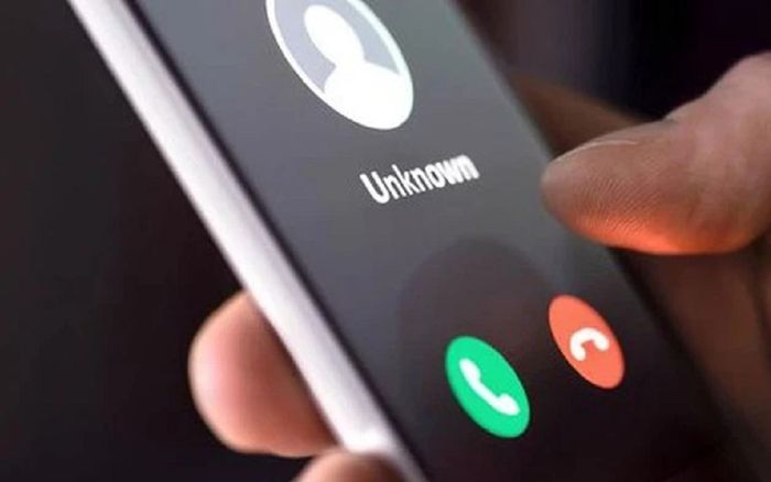 Cụ bà bay mất 18 tỷ đồng sau khi nghe cuộc gọi giả danh công an