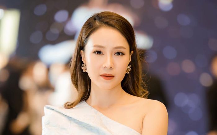 Hồng Diễm bị con gái 'cạch mặt' chỉ vì dám làm một điều trong Trạm Cứu Hộ Trái Tim