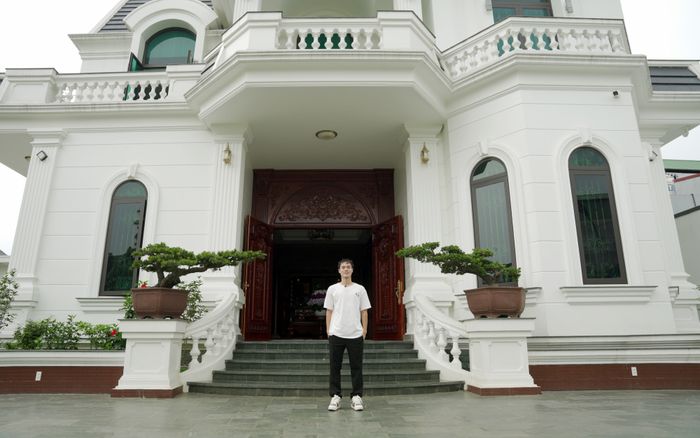 ​​Biệt thự thông minh Văn Toàn dành tặng bố mẹ hoành tráng cỡ nào?