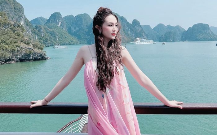 Nhan sắc bà xã 9X, sống kín tiếng của Tuấn Hưng