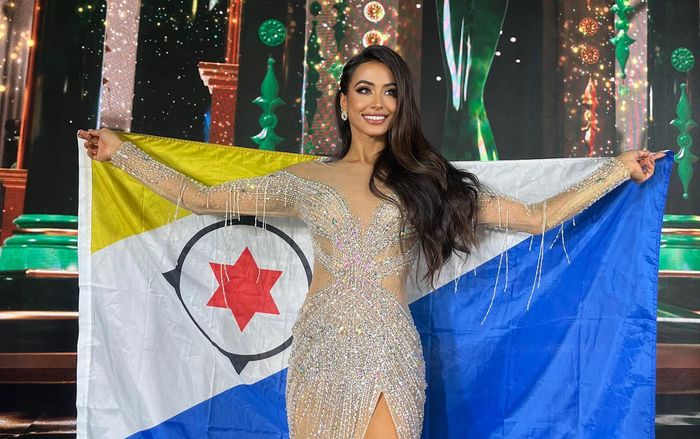 Một dải sash bất ngờ quay trở lại đường đua Miss Universe sau 25 năm vắng bóng