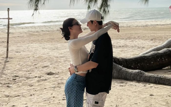 Đằng sau chuyện Ngọc Trinh bí mật lấy chồng