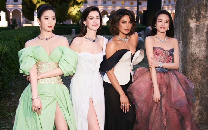 Là nữ thần quốc dân, Lưu Diệc Phi vẫn phải ngậm ngùi lép vế khi đọ sắc cùng loạt mỹ nhân này