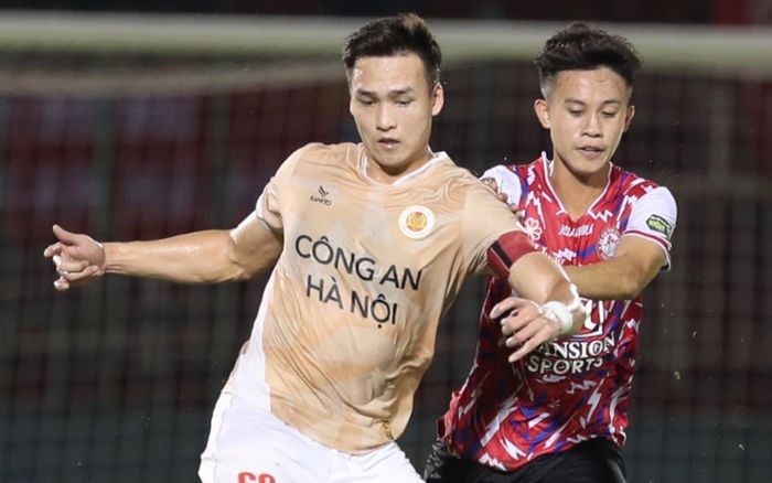 Người tạm thay HLV Kiatisuk liên tiếp gây thất vọng