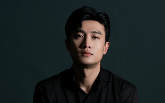 Nam diễn viên nổi tiếng từng đong nước mắm, bán vé số, đi phụ hồ giờ là tổng tài ngoài đời thực