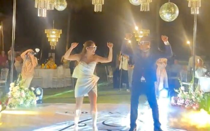 Bố ruột như dancer thực thụ, nhảy không ngừng trong đám cưới của con gái