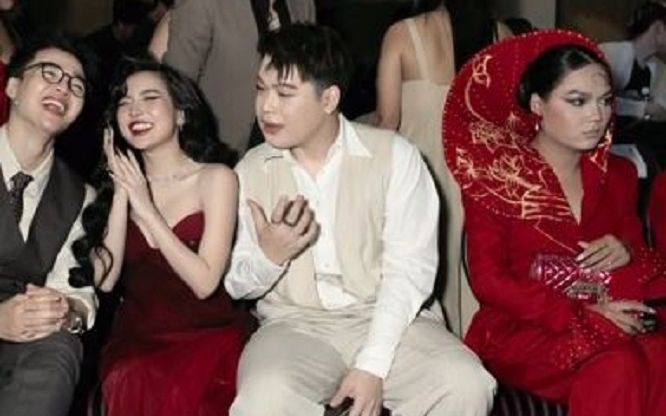 Tiktoker Phạm Thoại bị cô lập