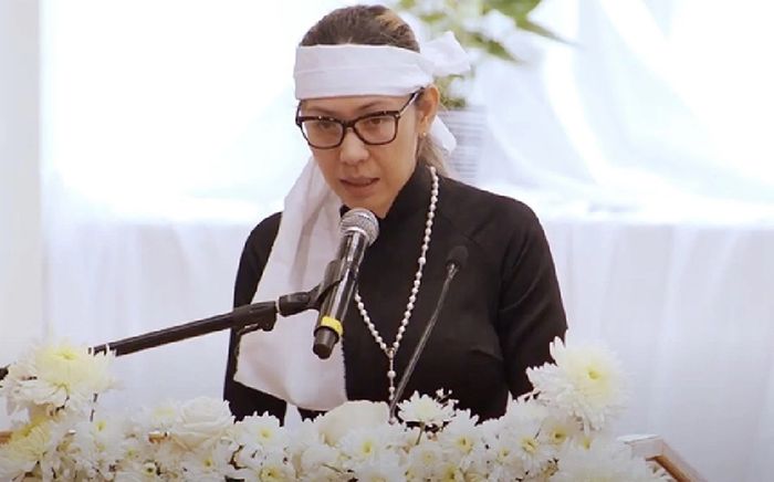 Vợ Đức Tiến trích xuất camera khắp nhà sau khi chồng ra đi, lý do nghe mà thương