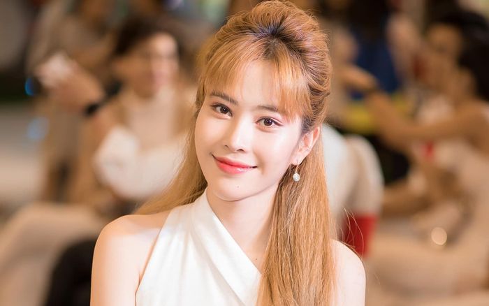 Làn da của Nam Em lộ dấu hiệu xuống cấp, liệu còn xứng danh 'Hoa khôi'?