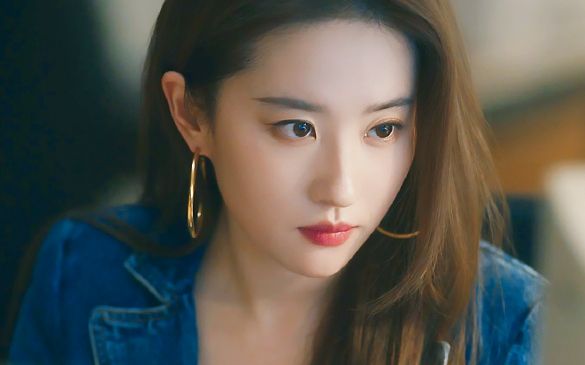 'Ông xã' thông báo ngày trọng đại với Lưu Diệc Phi