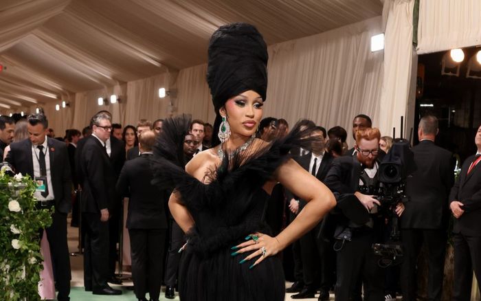 Những bộ cánh đỉnh nhất Met Gala 2024: Cardi B, Zendaya không có đối thủ