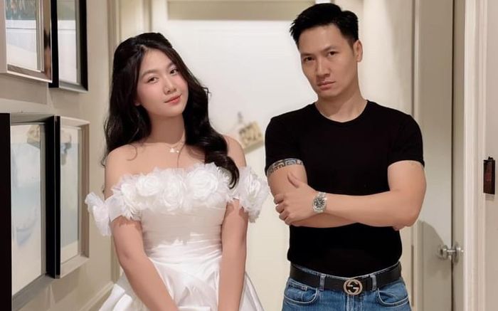 Mạnh Trường khoe con gái cưng, nhan sắc đỉnh thế nào mà khiến dân tình khuyên đi thi hoa hậu?