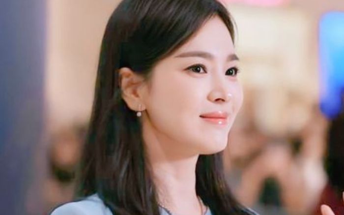 Ảnh cưới phong cách truyền thống của Song Hye Kyo được hé lộ