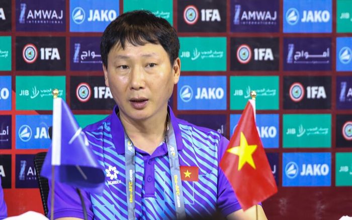 HLV Kim Sang Sik: Việt Nam thua Iraq 2 trận là lúc chưa có tôi