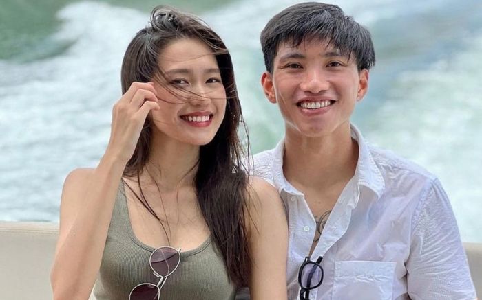 Bà xã Đoàn Văn Hậu gầy guộc, nhức mỏi sau sinh nhưng không gặp stress, nguyên nhân do đâu?