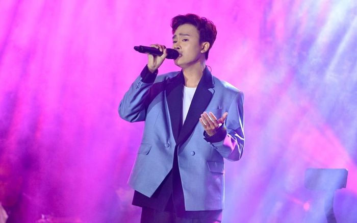 Hồ Văn Cường uống nước mắm trị viêm họng, sợ hát không tốt trên sân khấu