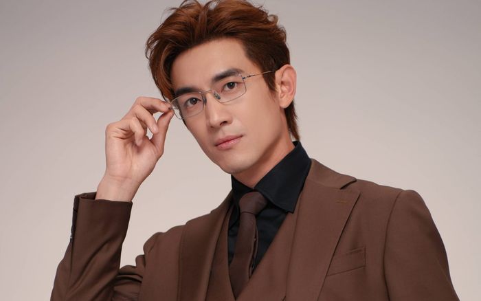 Lâm Canh Tân bất ngờ báo tin vui